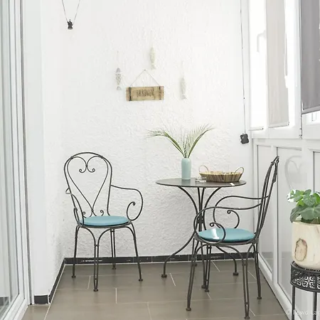 アパート Di Costanza I